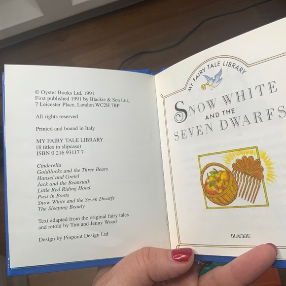 “My Fairy Tale Library” Eight Little Books in Slipcase - Picture 8 of 16